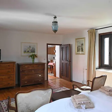 Resort Vidmar - Baroque Villa Near Bled Lesce (Upper Carniola)