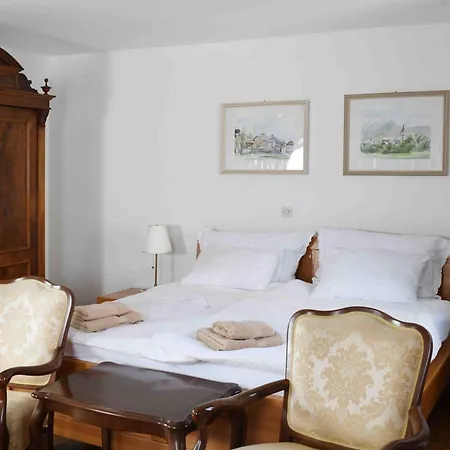 Resort Vidmar - Baroque Villa Near Bled *