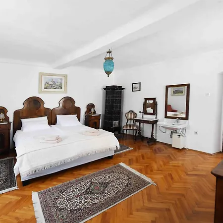 Resort Vidmar - Baroque Villa Near Bled Holiday home *