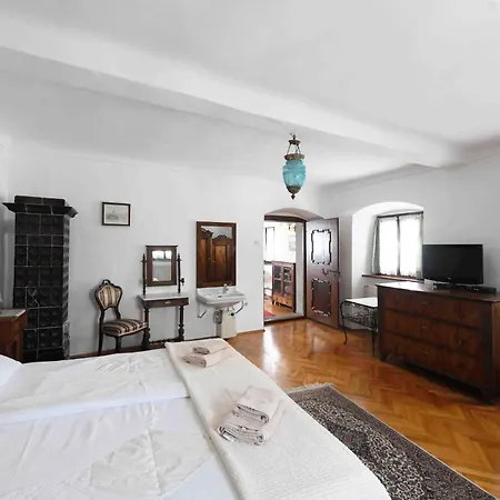 Resort Vidmar - Baroque Villa Near Bled Lesce (Upper Carniola)