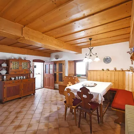 Resort Vidmar - Baroque Villa Near Bled Holiday home *